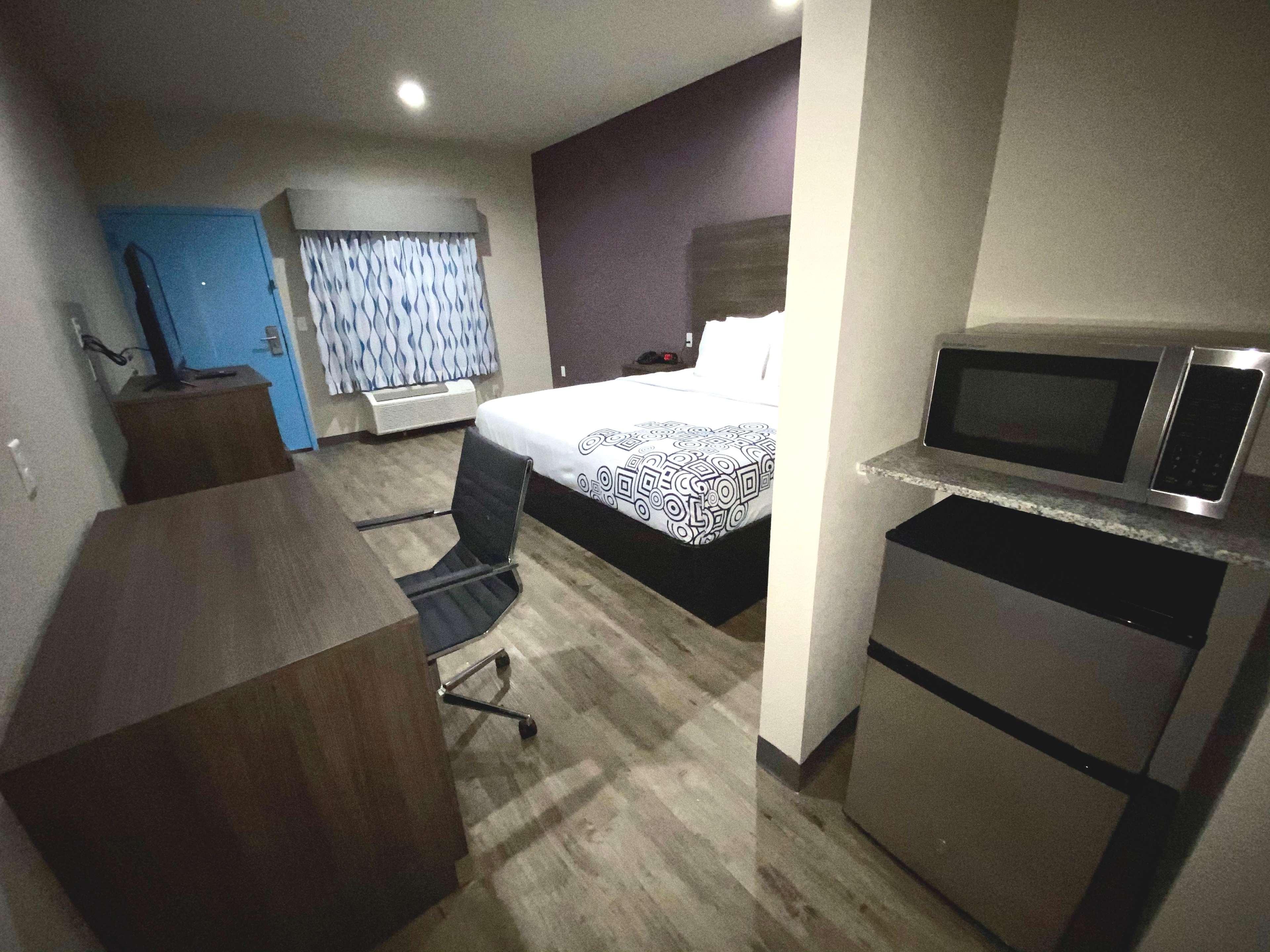 Surestay Plus Hotel By Best Western Ada Luaran gambar